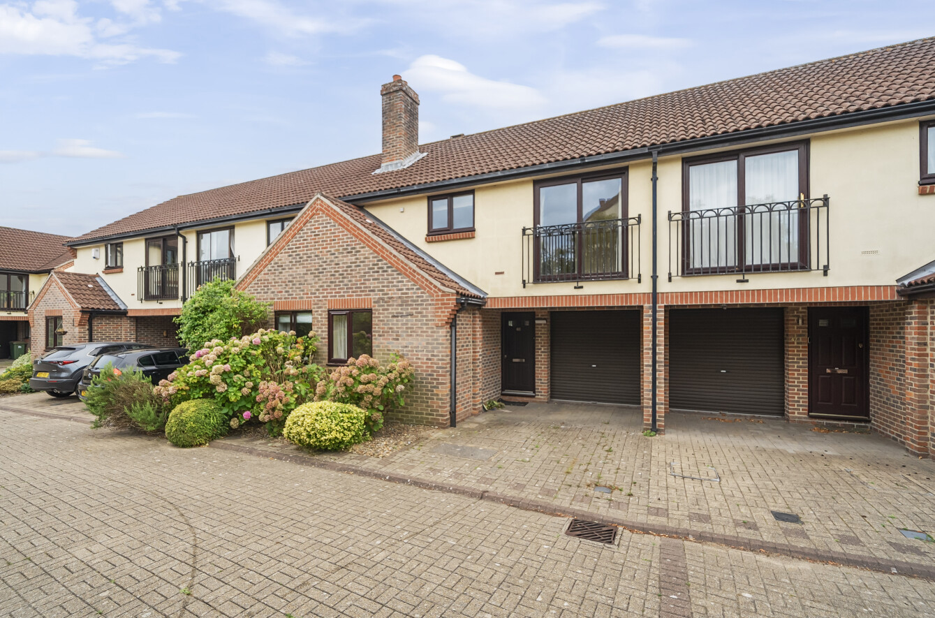 Mayfair Gardens, Banister Park, Southampton, Hampshire, SO15
