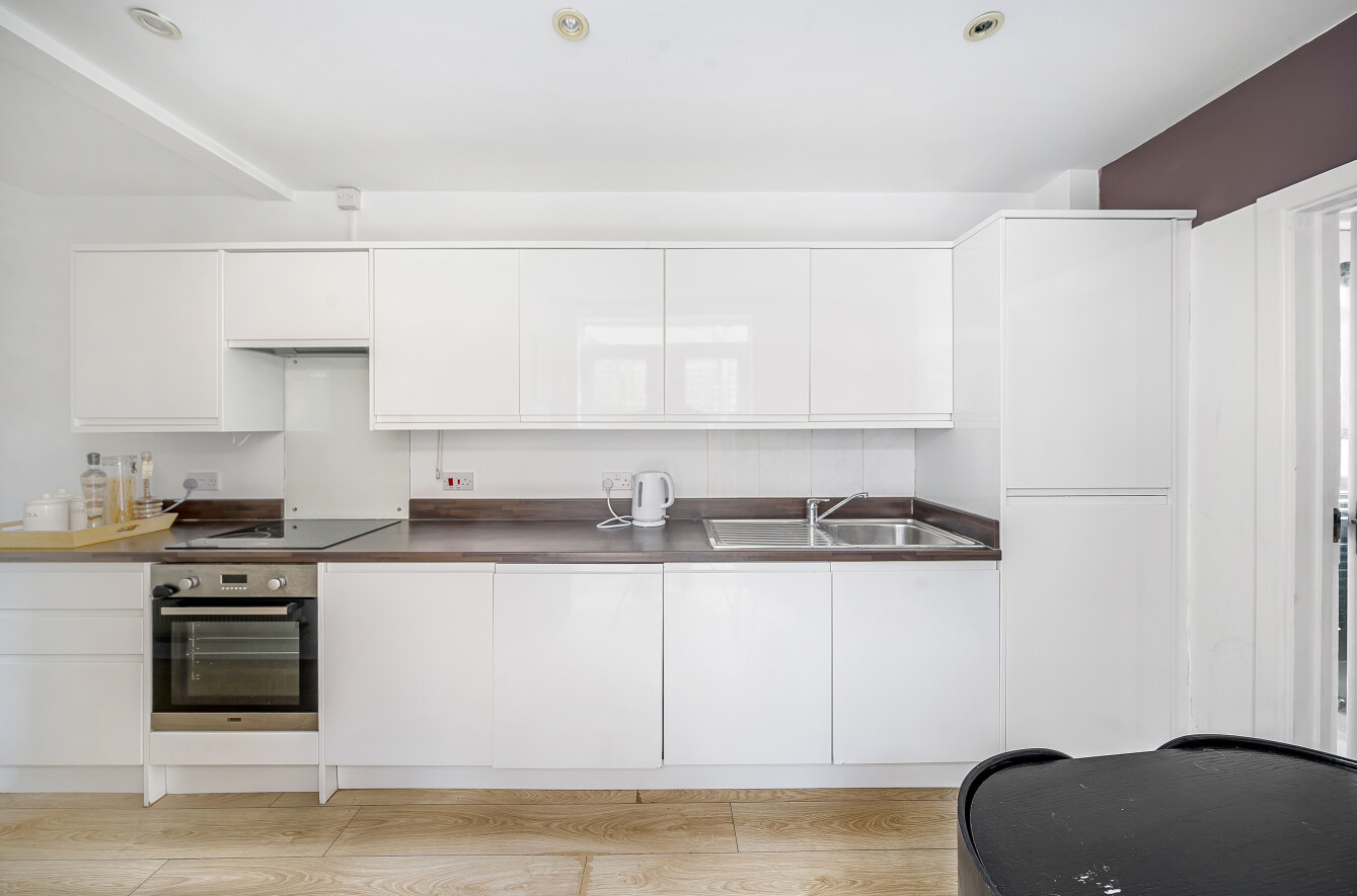 Malmesbury Road, Shirley, Southampton, Hampshire, SO15 Malmesbury Road, Shirley, Southampton, Hampshire, SO15 - Charters