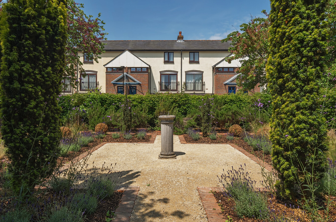 Mayfair Gardens, Banister Park, Southampton, Hampshire, SO15