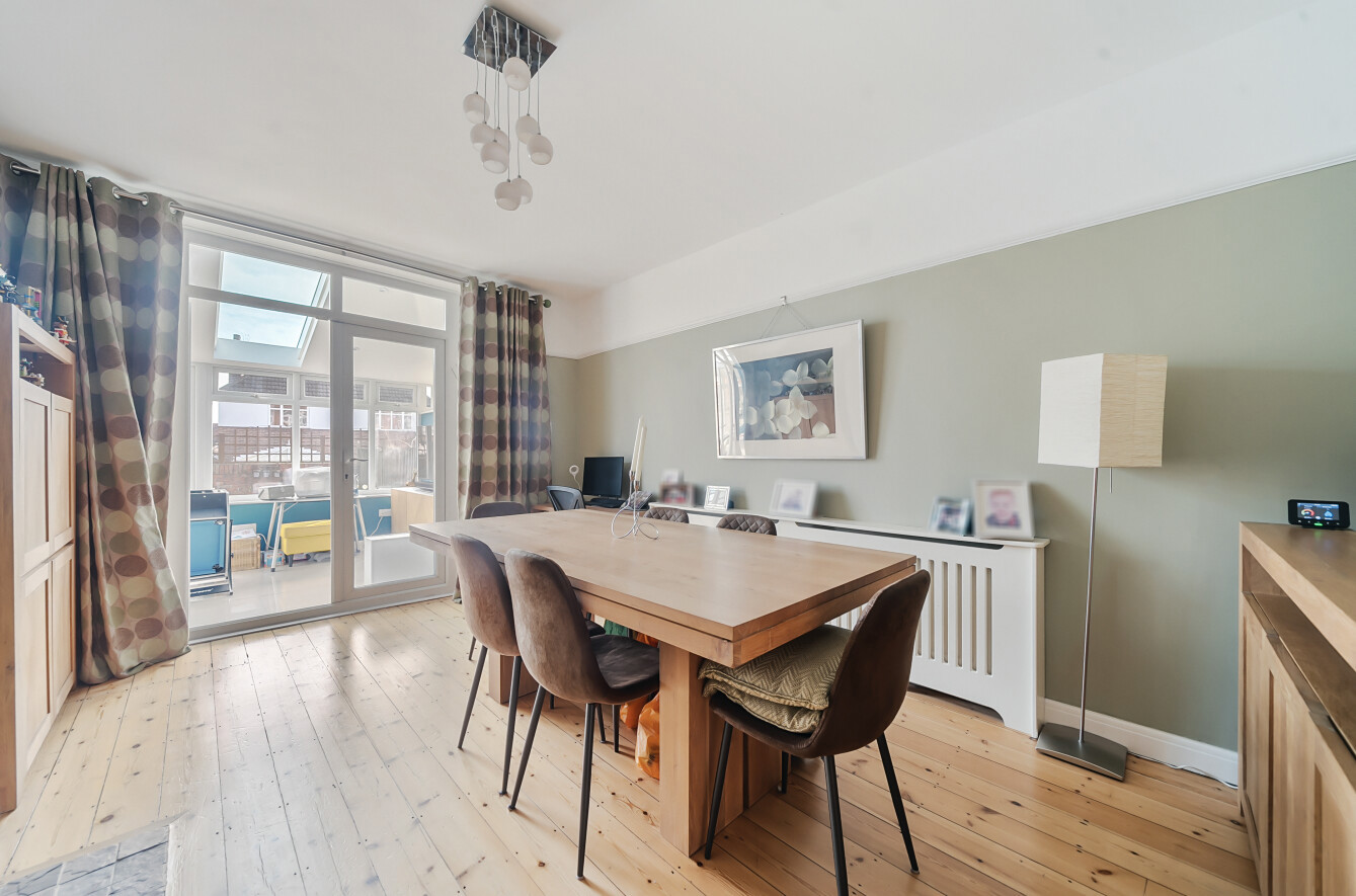 Pentire Way, Upper Shirley, Southampton, Hampshire, SO15 - Charters