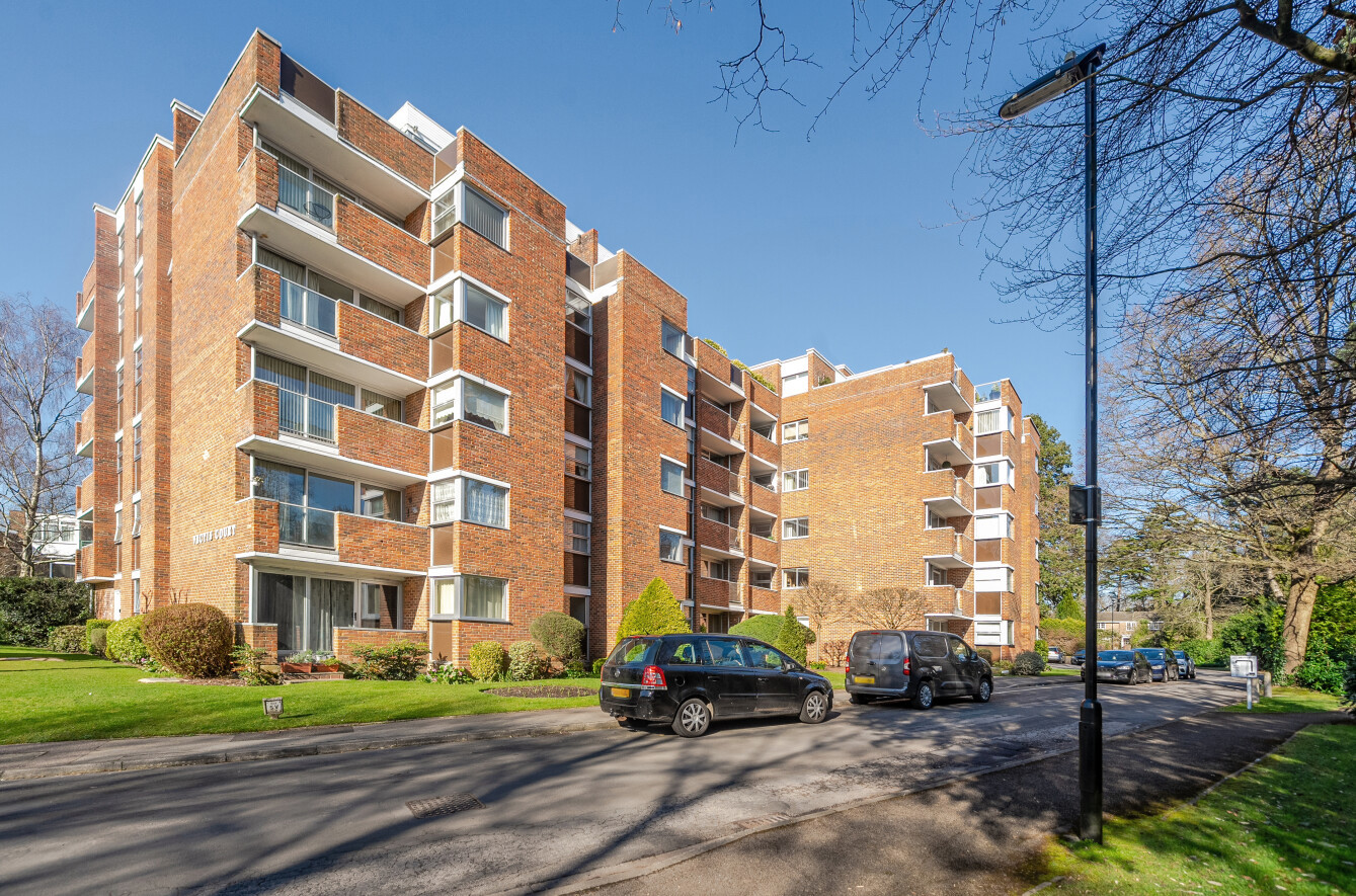 Talbot Close, Bassett, Southampton, Hampshire, SO16