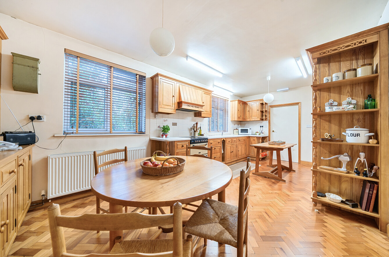 Spring Crescent, Portswood, Southampton, Hampshire, SO17 - Charters