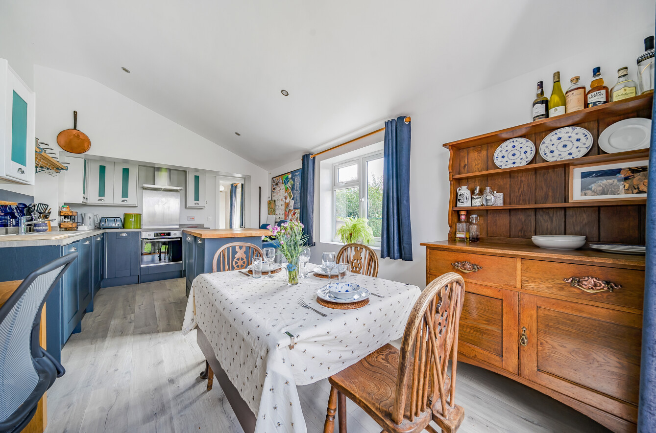 South East Road, Sholing, Southampton, Hampshire, SO19 - Charters