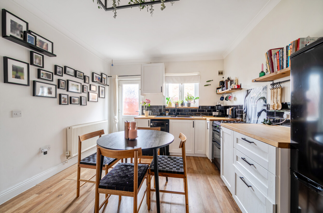 Newlands Avenue, Shirley, Southampton, Hampshire, SO15