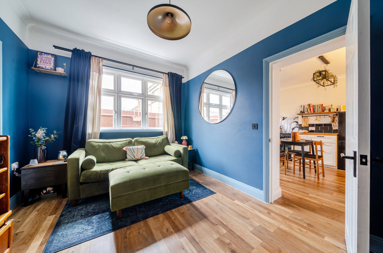 Newlands Avenue, Shirley, Southampton, Hampshire, SO15