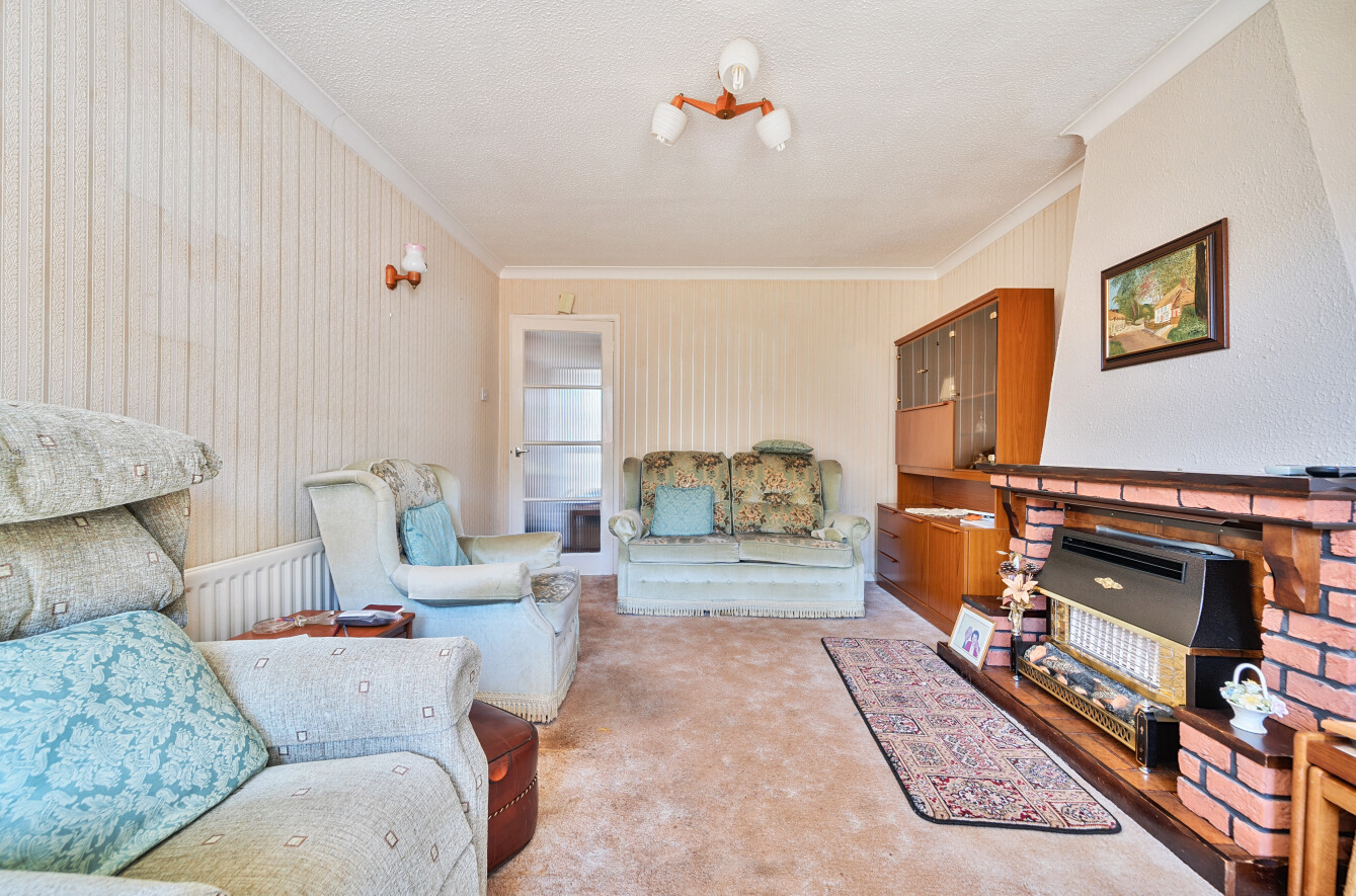 Maryland Close, Townhill Park, Southampton, Hampshire, SO18 - Charters