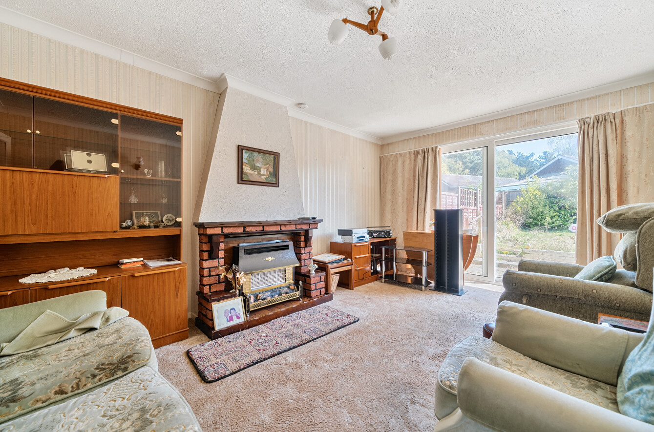 Maryland Close, Townhill Park, Southampton, Hampshire, SO18 - Charters