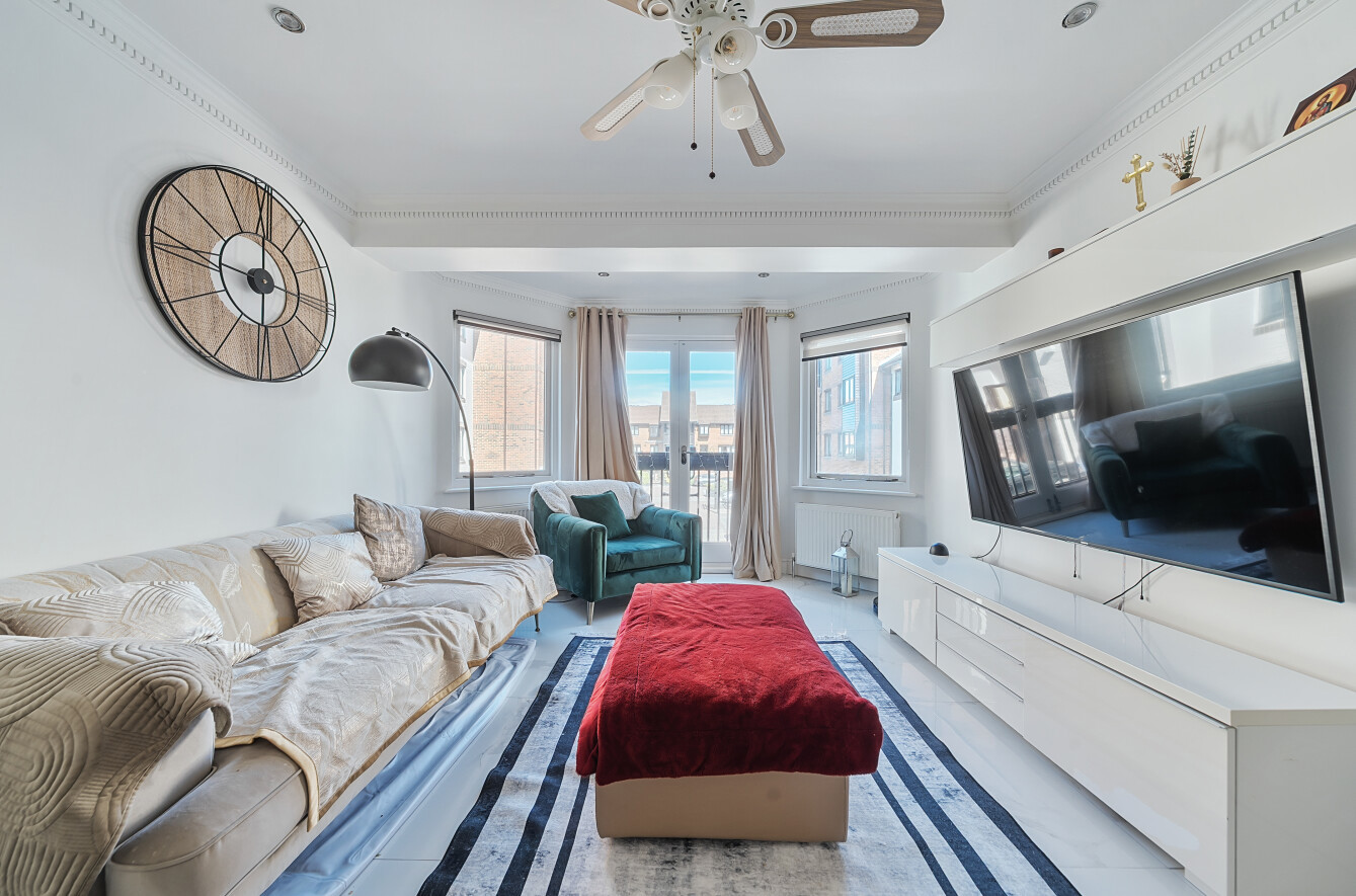 Channel Way, Ocean Village, Southampton, Hampshire, SO14 Channel Way, Ocean Village, Southampton, Hampshire, SO14 - Charters