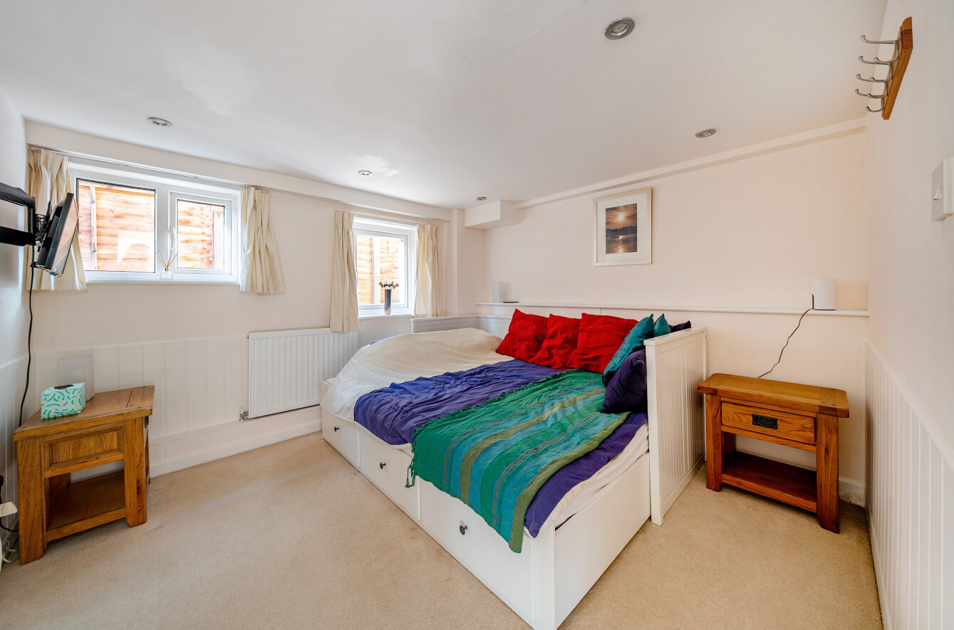 Highfield Road, Highfield, Southampton, Hampshire, SO17