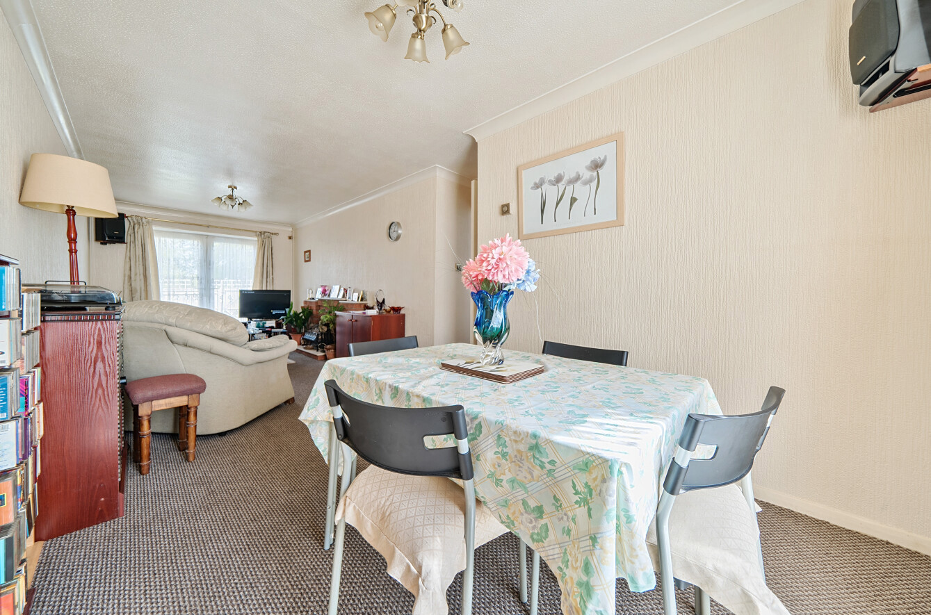 Northolt Gardens, Lordshill, Southampton, Hampshire, SO16