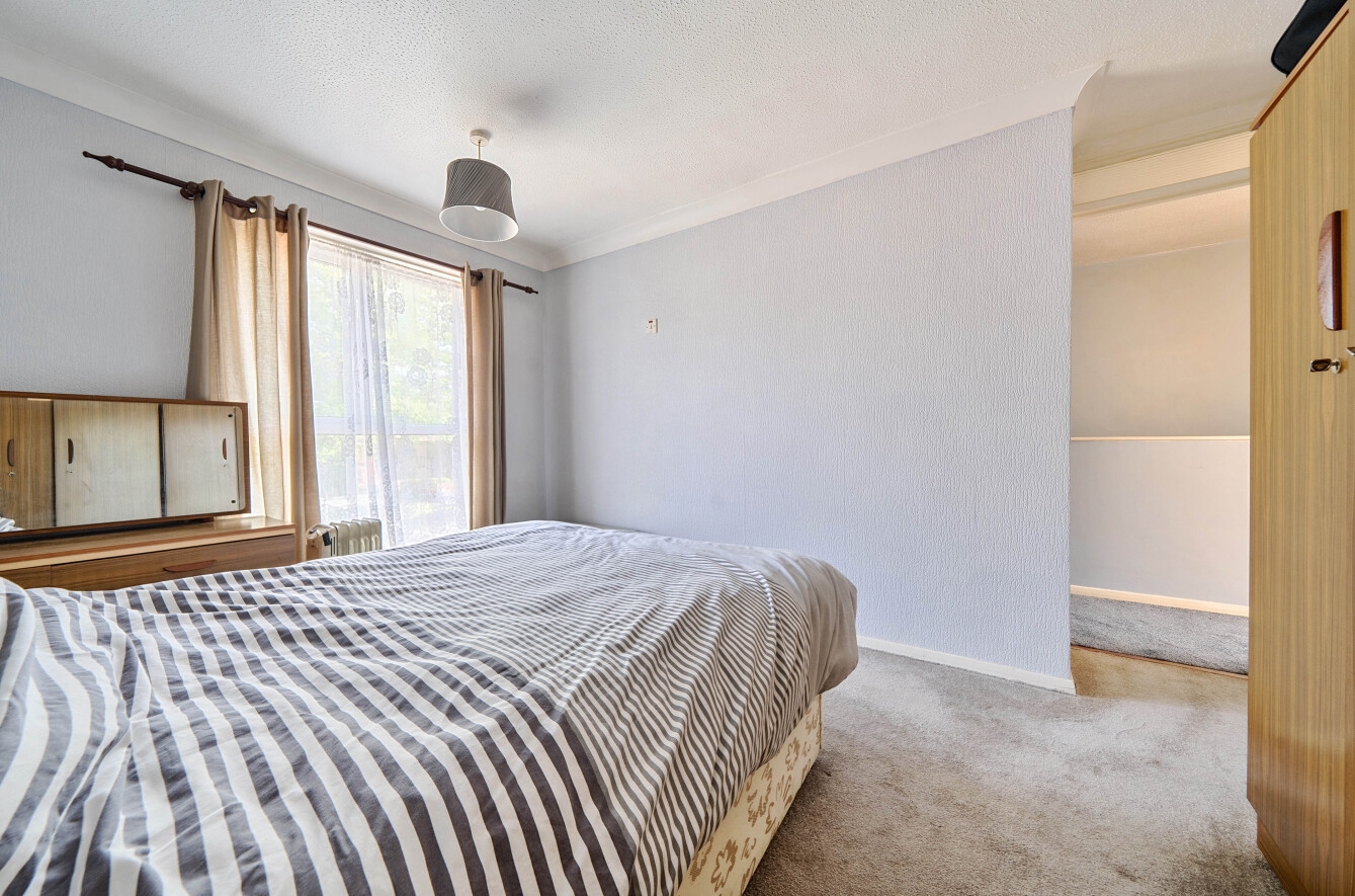 Northolt Gardens, Lordshill, Southampton, Hampshire, SO16