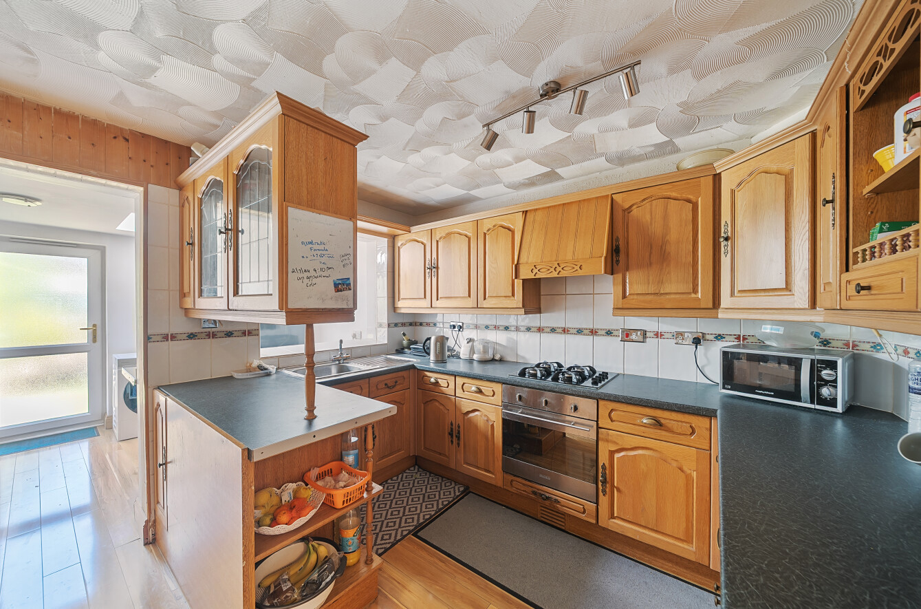 Widgeon Close, Lordswood, Southampton, Hampshire, SO16 - Charters