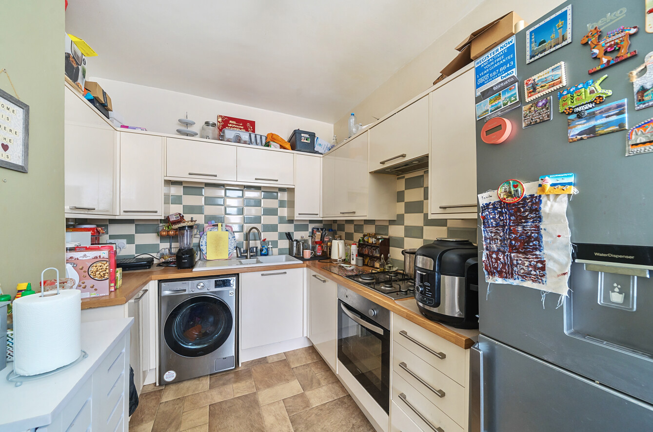 Avenue Road, Outer Avenue, Southampton, Hampshire, SO14