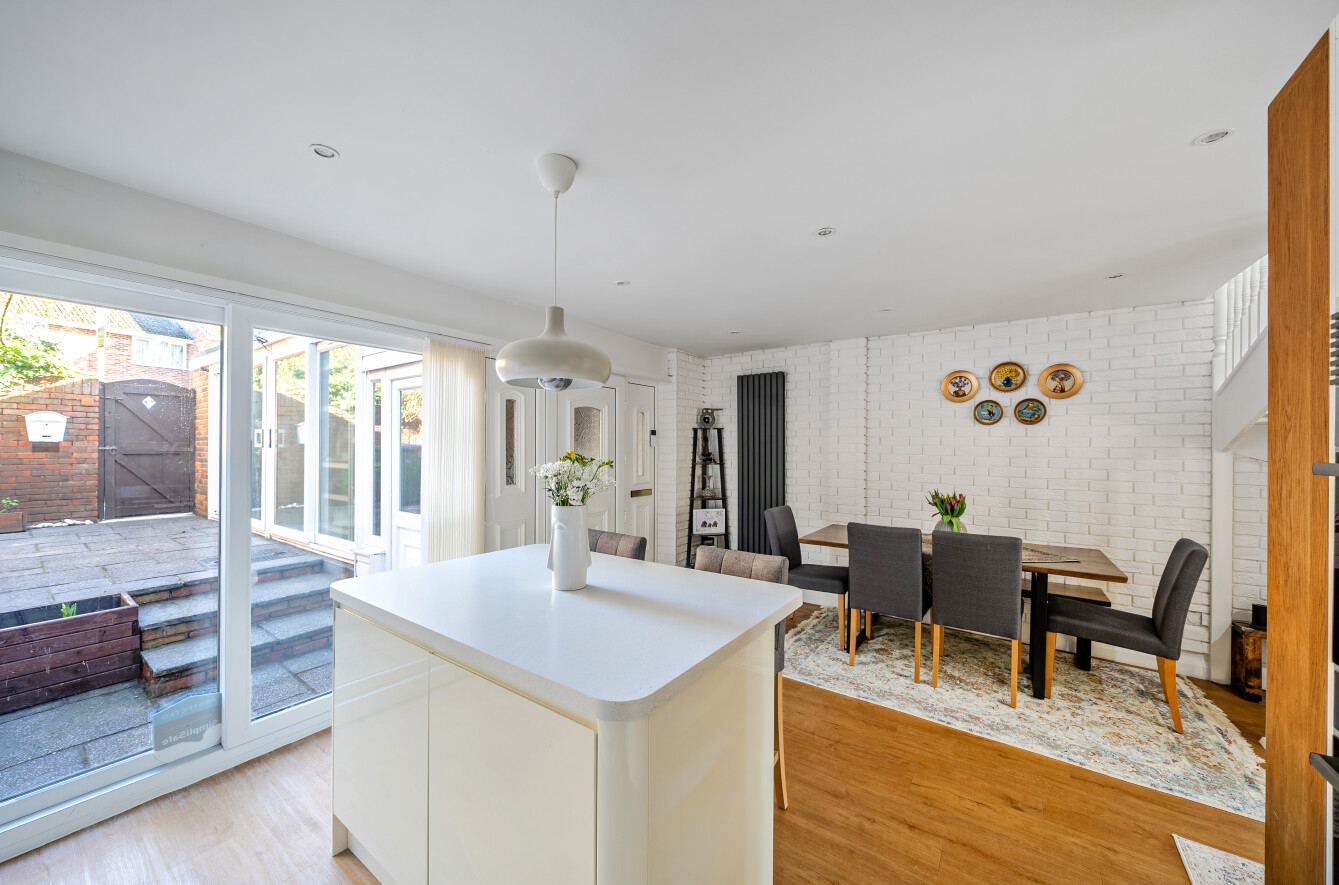 Lingwood Close, Bassett, Southampton, Hampshire, SO16