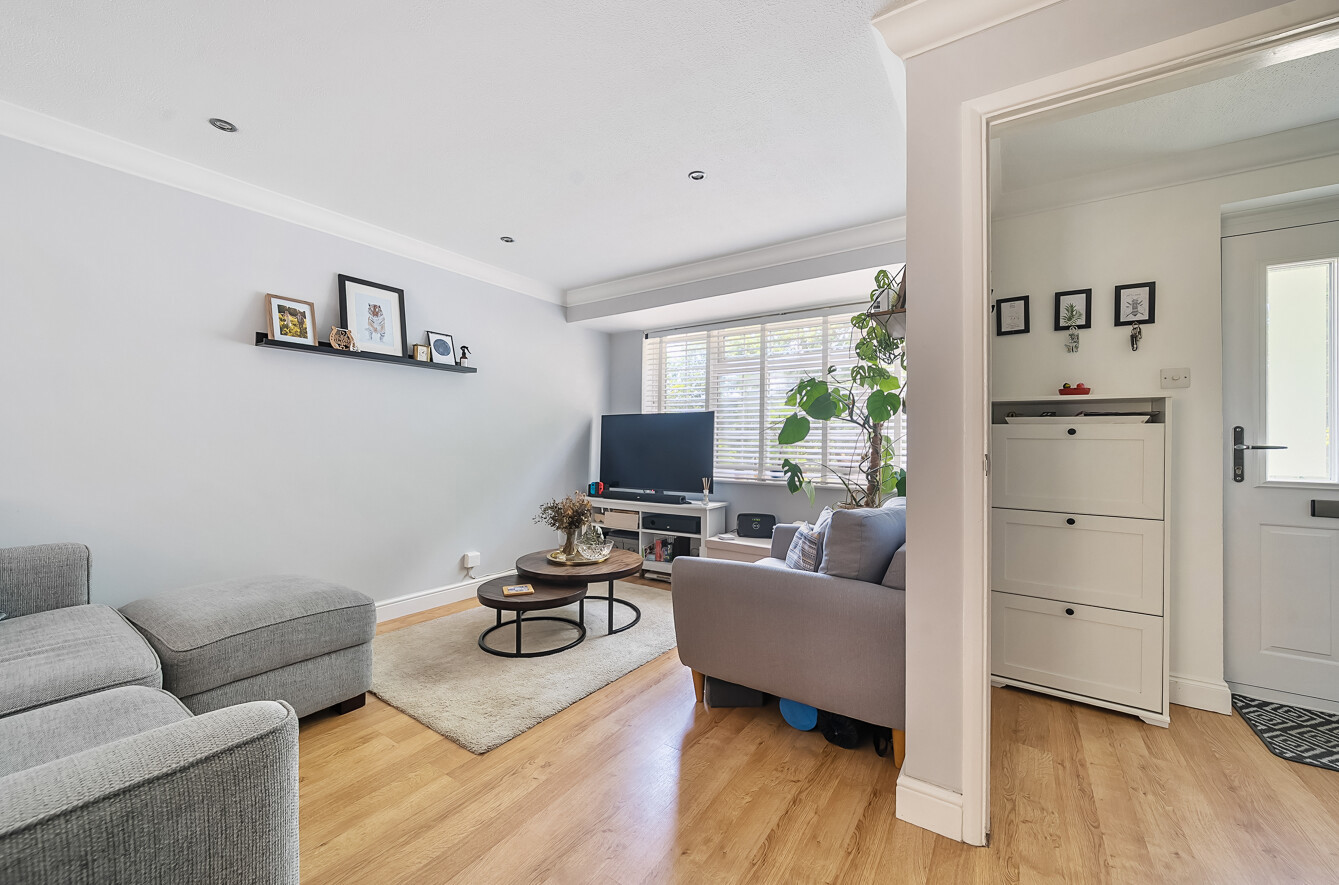 Oakwood Drive, Lordswood, Southampton, Hampshire, SO16