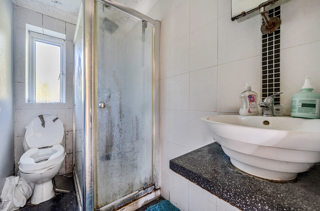 Dale Valley Close, Hollybrook, Southampton, Hampshire, SO16