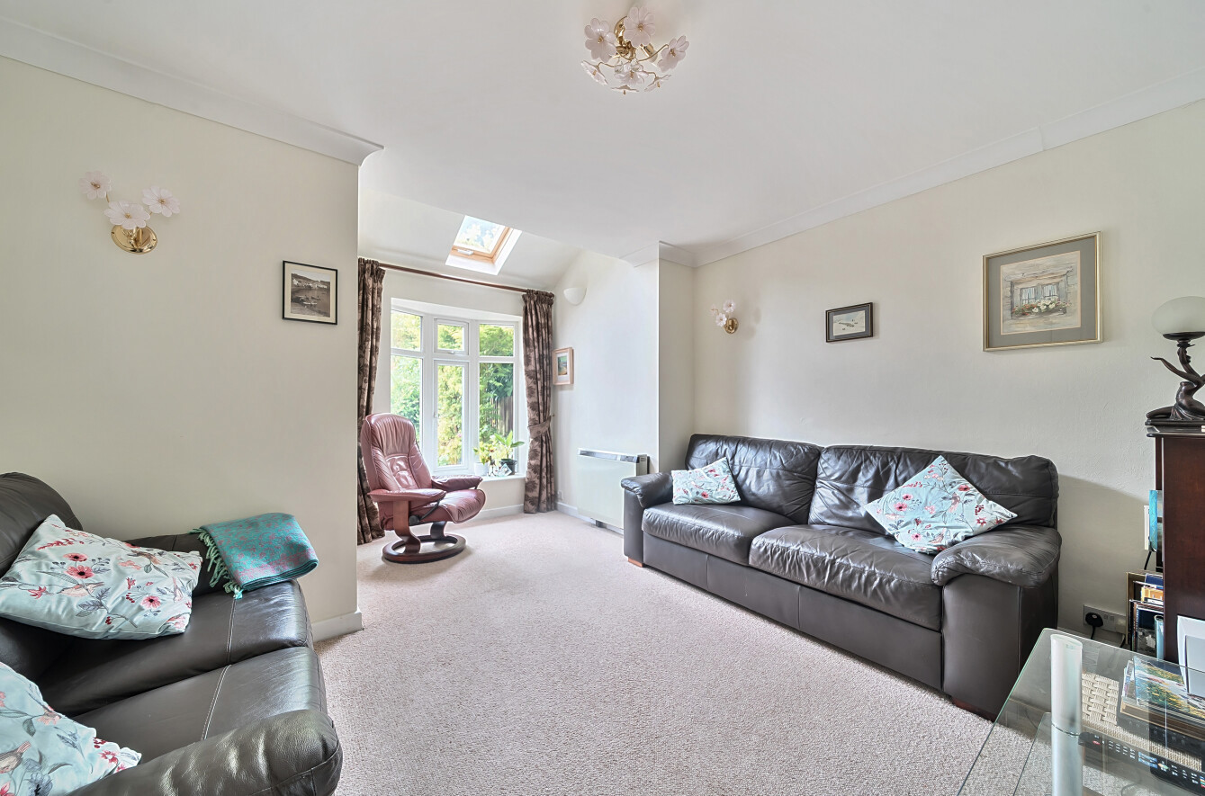 Bassett Row, Bassett, Southampton, Hampshire, SO16