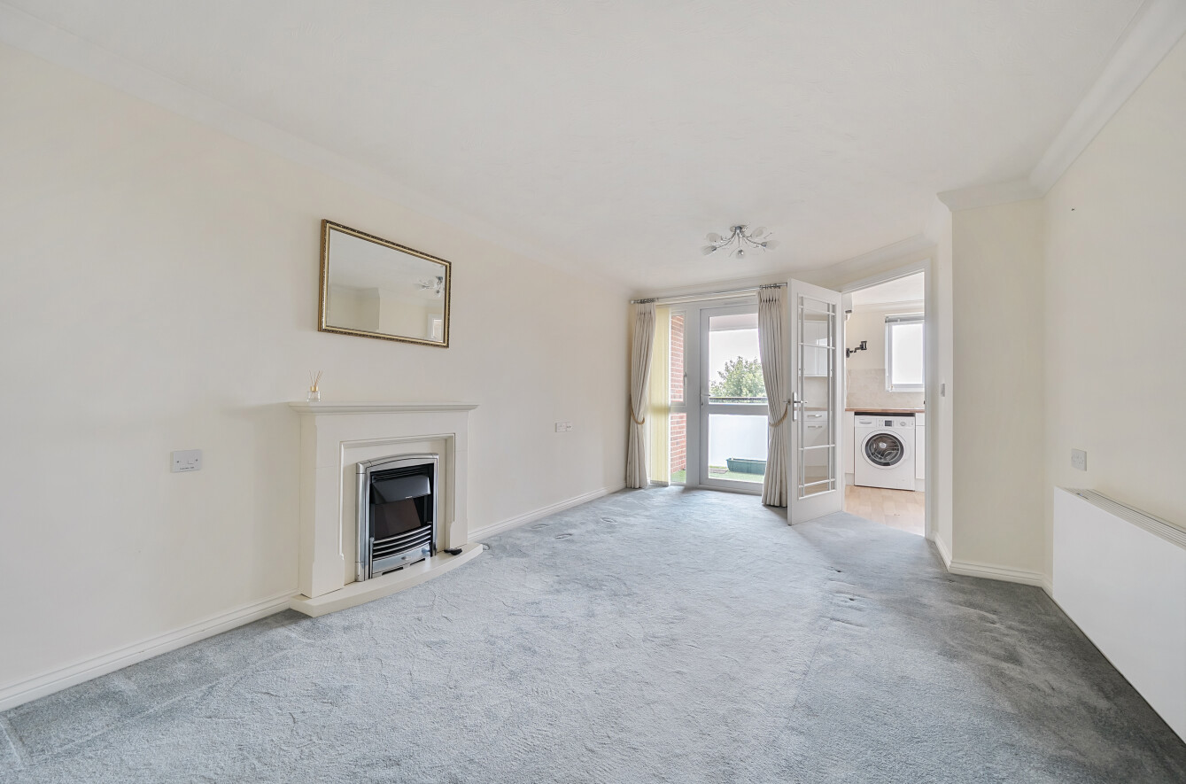 Devonshire Road, Southampton, Hampshire, SO15 - Charters