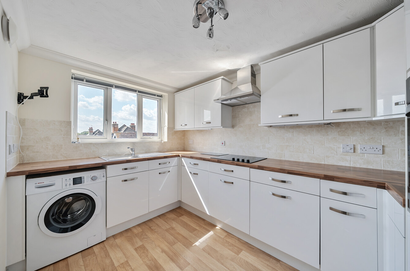 Devonshire Road, Southampton, Hampshire, SO15 - Charters