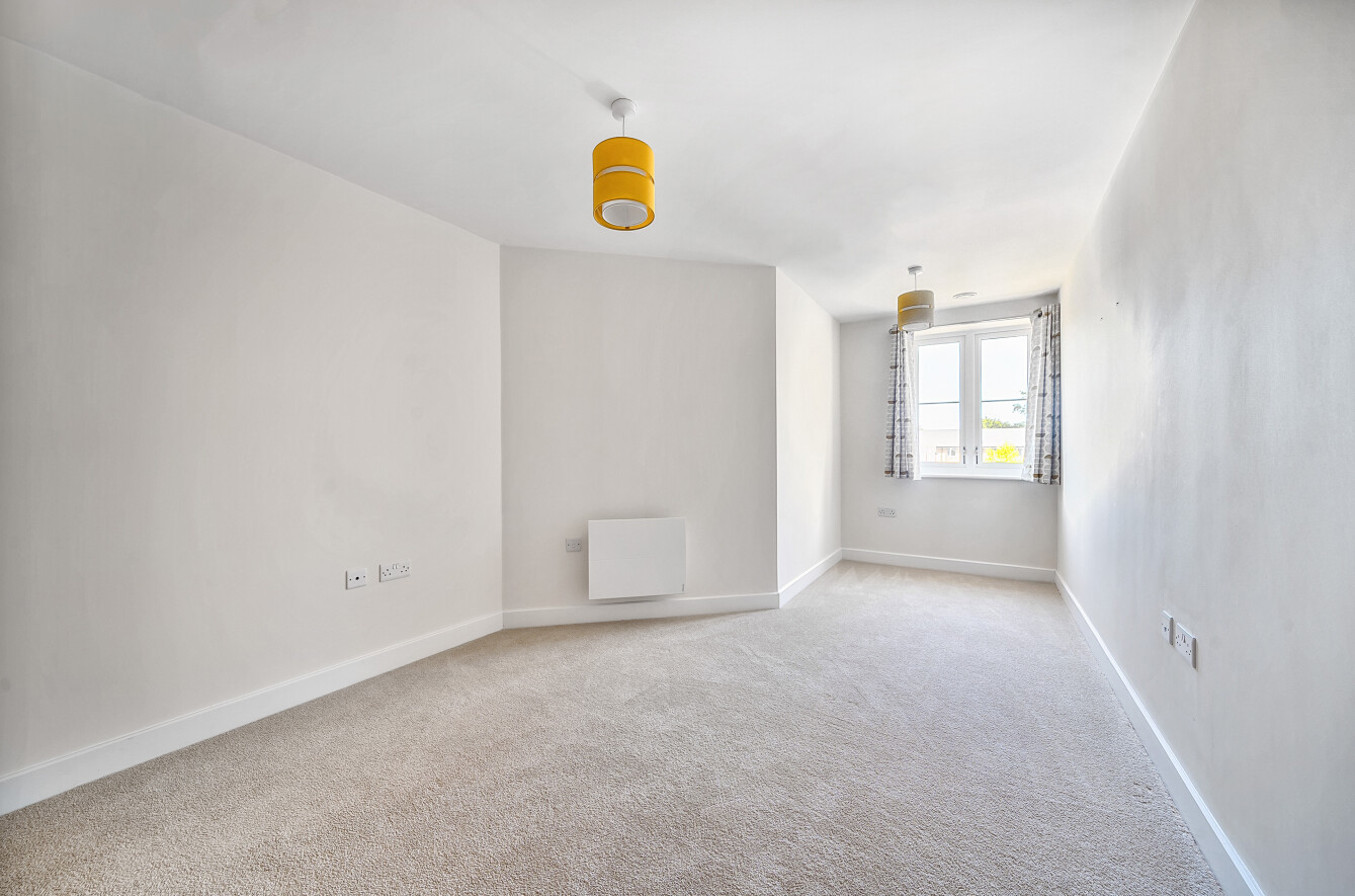 Hampton Close, Shirley, Southampton, Hampshire, SO15 - Charters