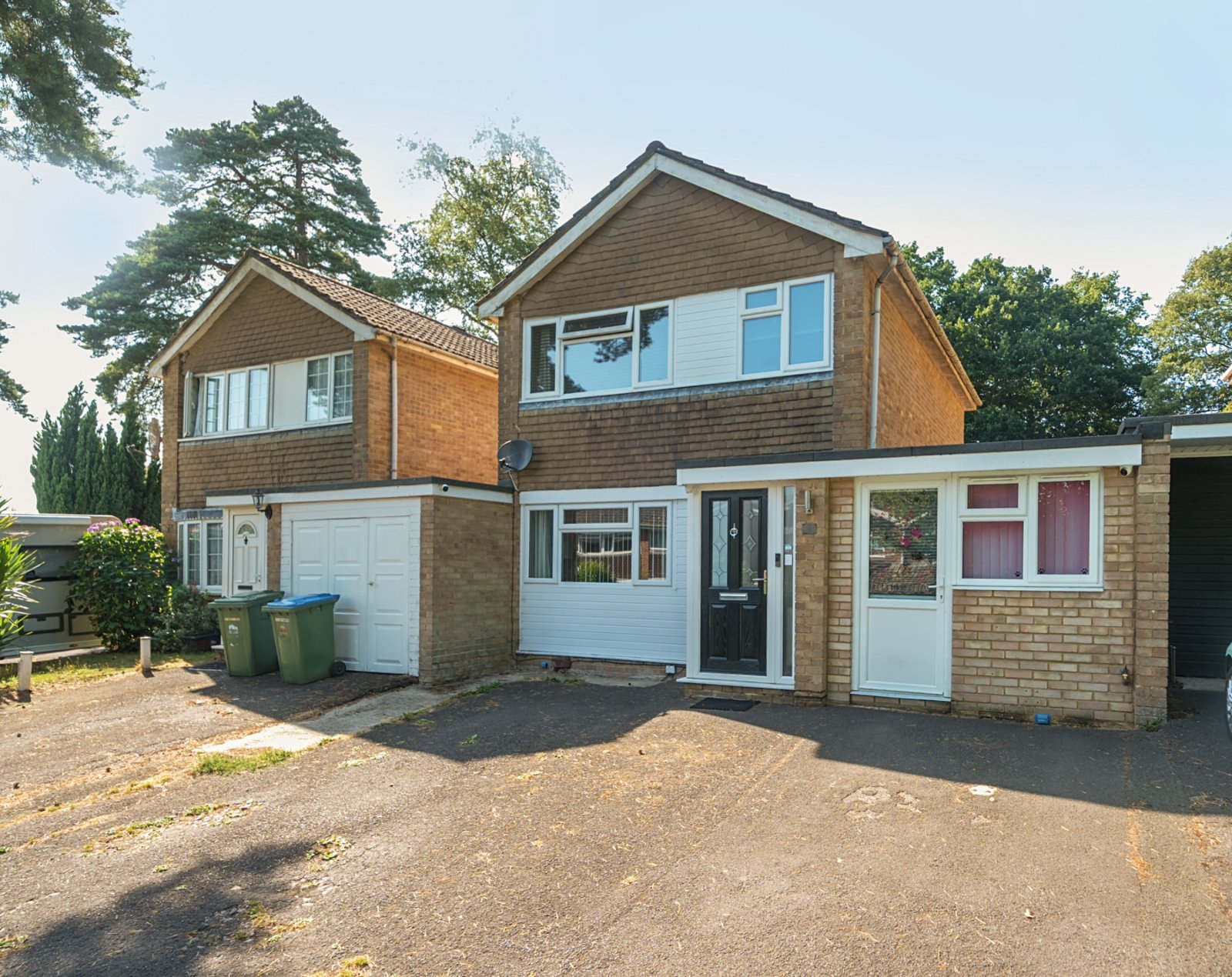 Plover Close, Lordswood, Southampton, Hampshire, SO16