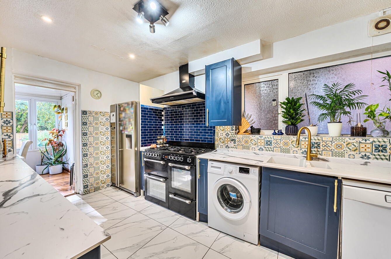 The Parkway, Bassett, Southampton, Hampshire, SO16