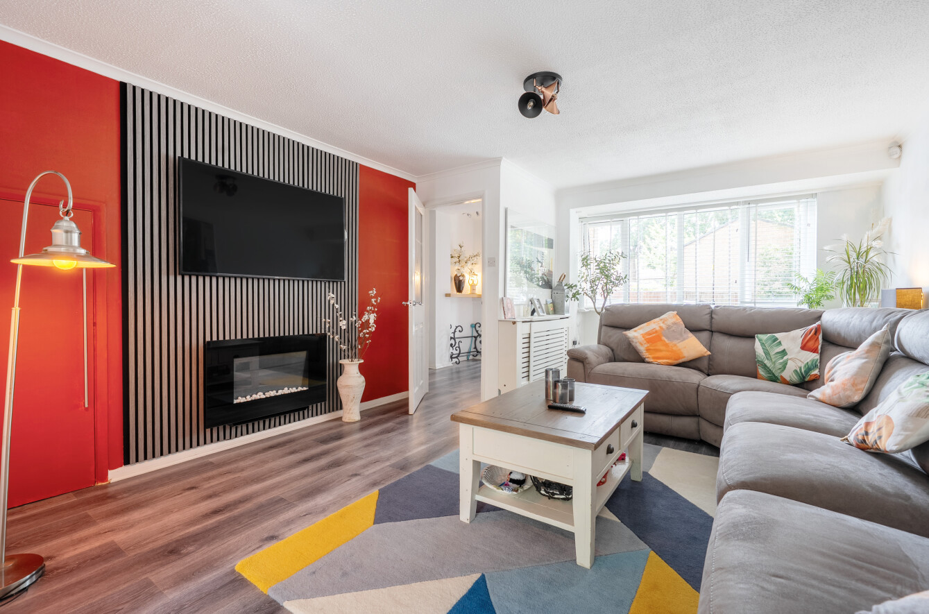 Robinia Green, Lordswood, Southampton, Hampshire, SO16 - Charters