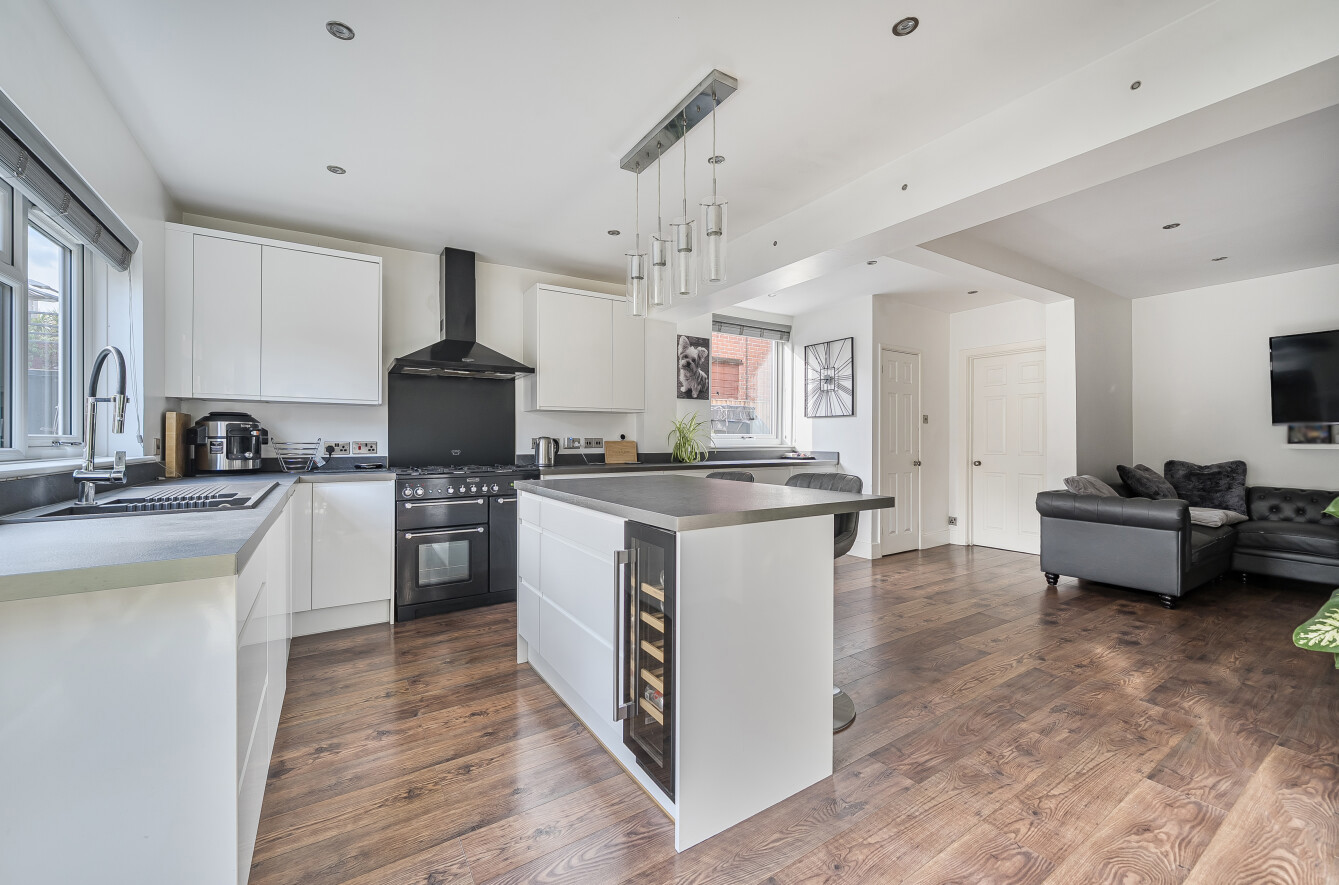 Elmes Drive, Regents Park, Southampton, Hampshire, SO15