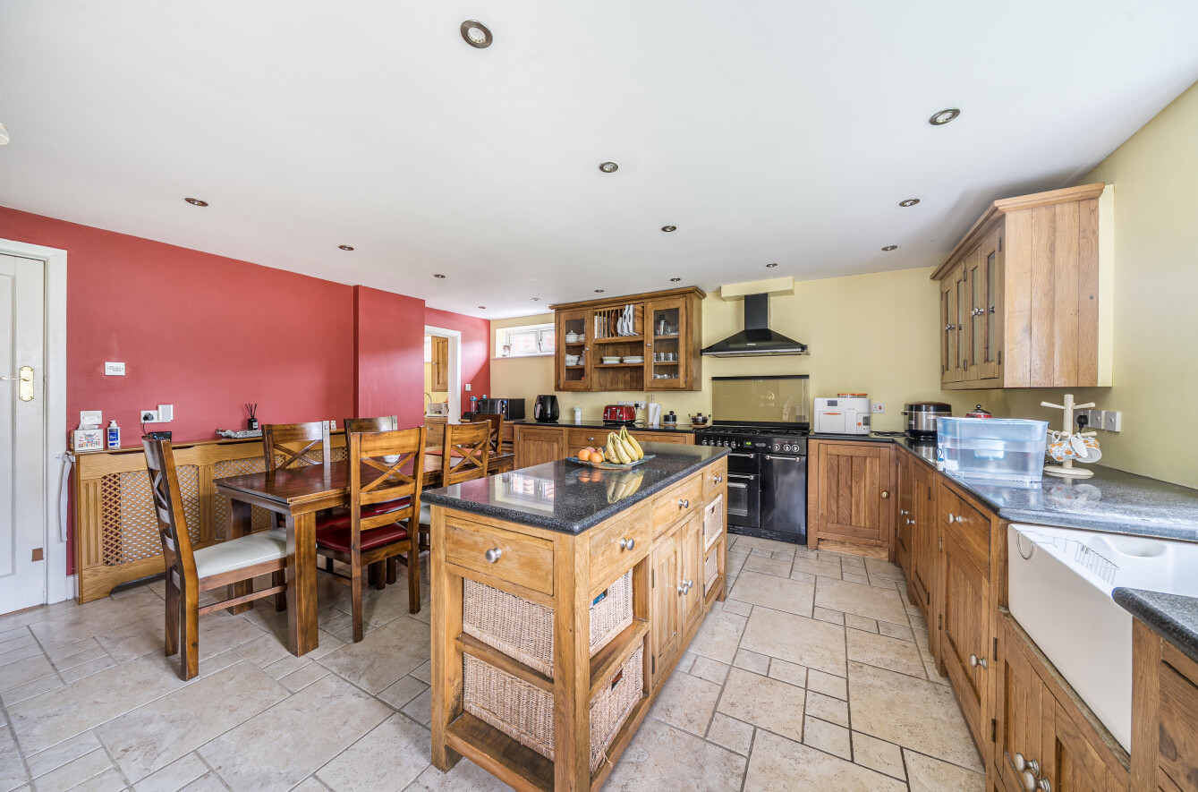 Saxholm Way, Bassett, Southampton, Hampshire, SO16