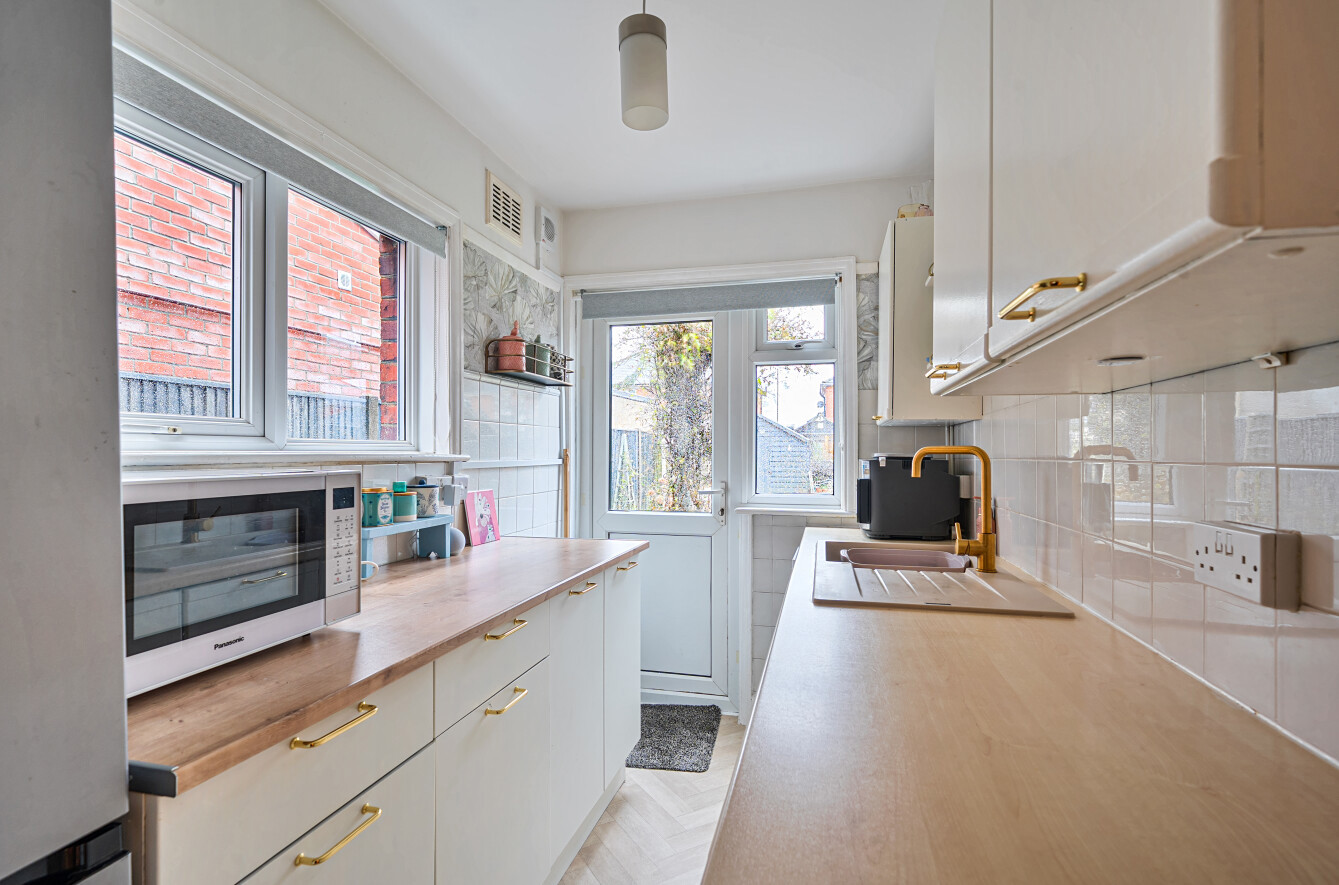 Stanton Road, Regents Park, Southampton, Hampshire, SO15 - Charters