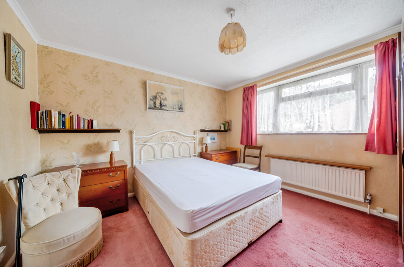 Oakwood Drive, Lordswood, Southampton, Hampshire, SO16