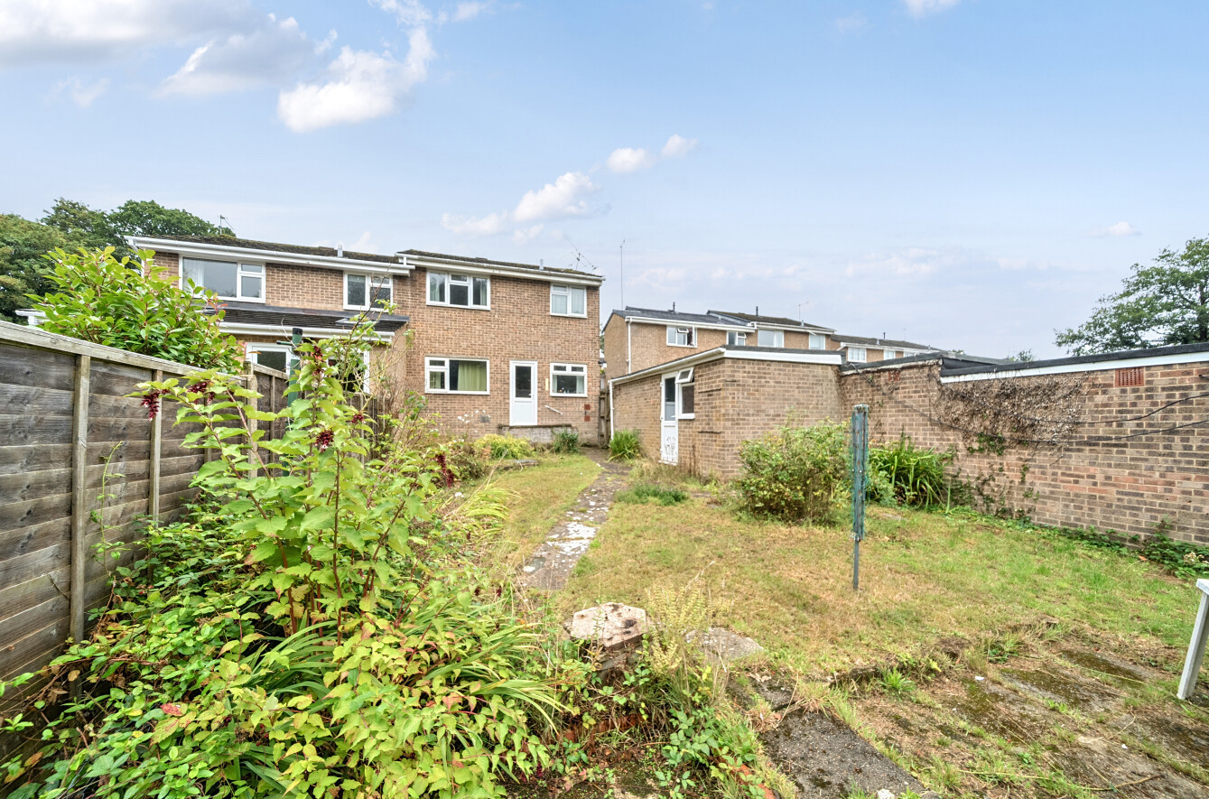 Oakwood Drive, Lordswood, Southampton, Hampshire, SO16