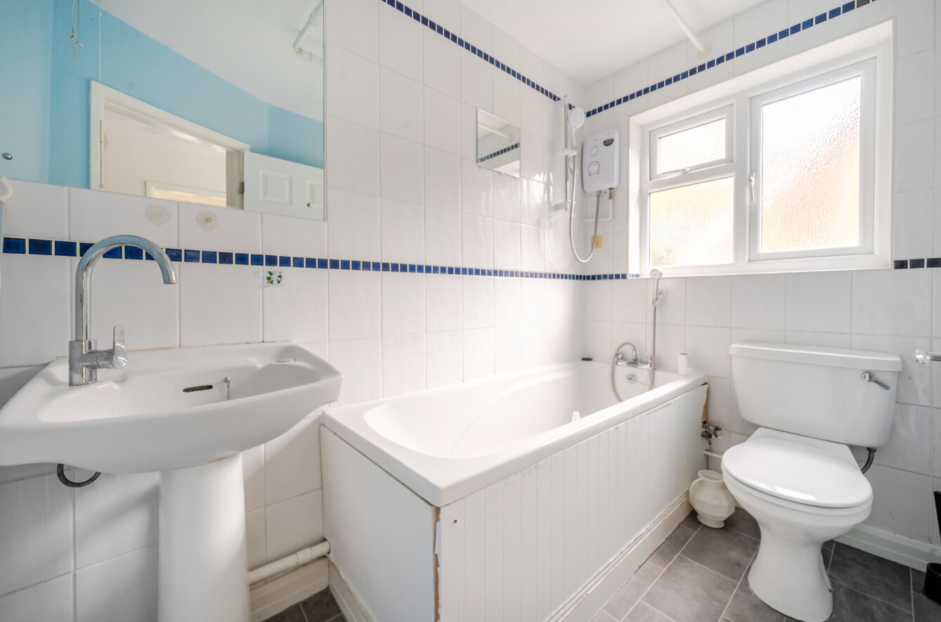 Copperfield Road, Bassett, Southampton, Hampshire, SO16 - Charters