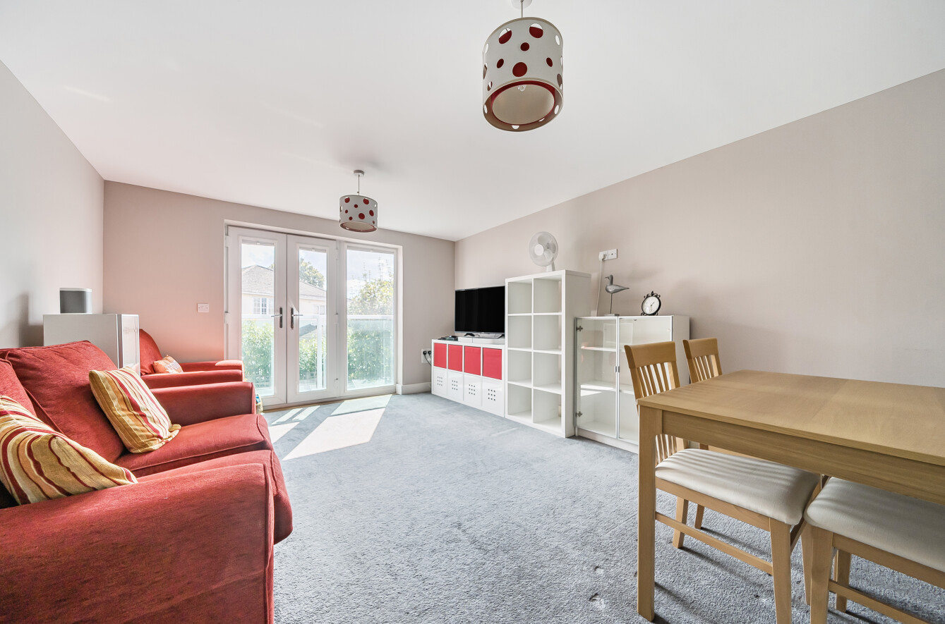 Oakley Road, Regents Park, Southampton, Hampshire, SO16 - Charters