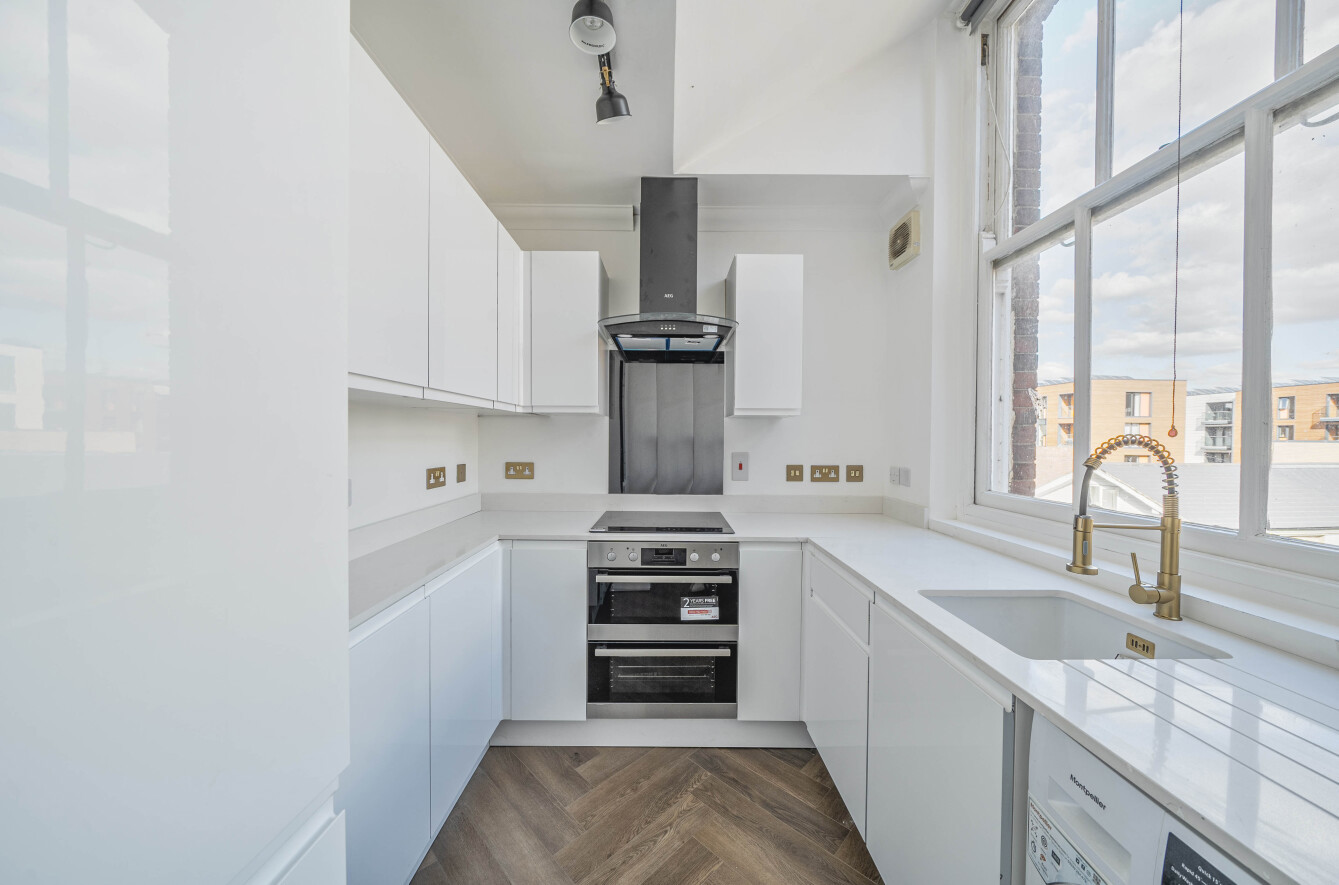 High Street, Southampton, Hampshire, SO14