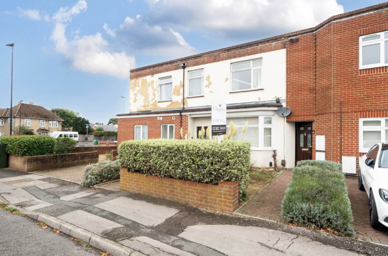 Upper Shirley Avenue, Upper Shirley, Southampton, Hampshire, SO15