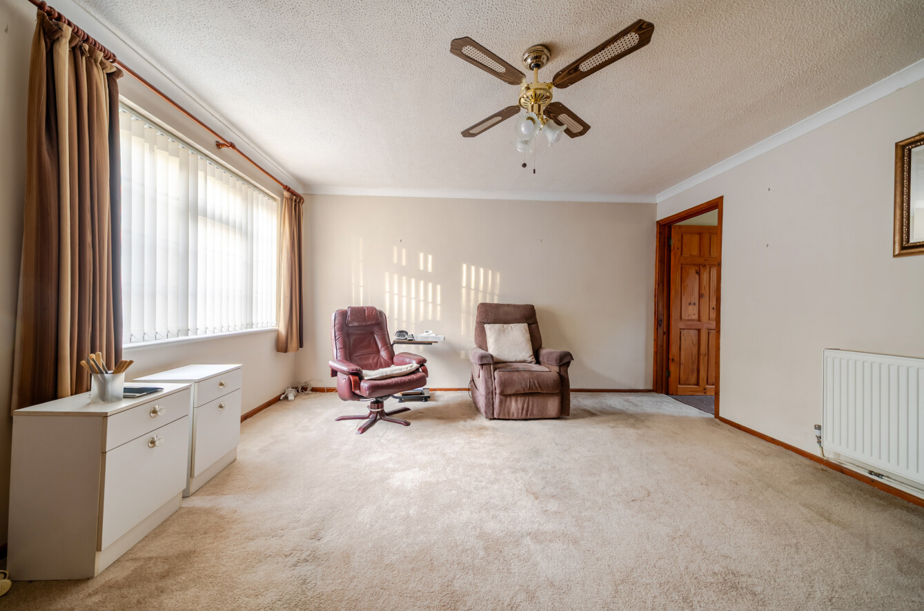 Goldcrest Gardens, Lordswood, Southampton, Hampshire, SO16 - Charters