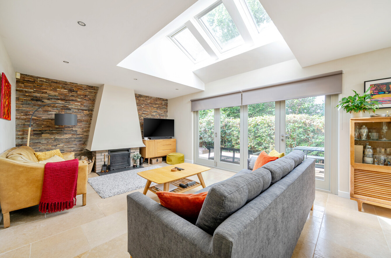 Bassett Green Drive, Bassett, Southampton, Hampshire, SO16 - Charters