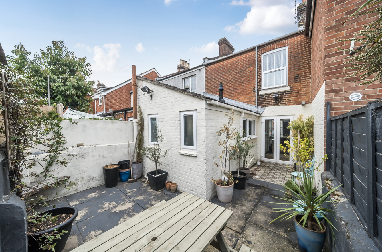 Bath Street, Inner Avenue, Southampton, Hampshire, SO14