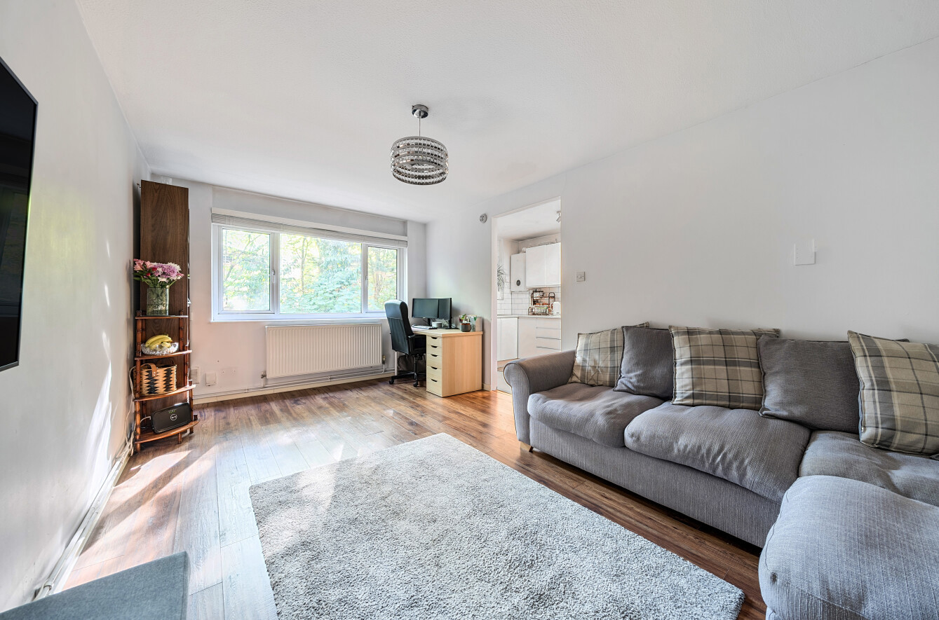 Silverdale Road, Banister Park, Southampton, Hampshire, SO15 - Charters