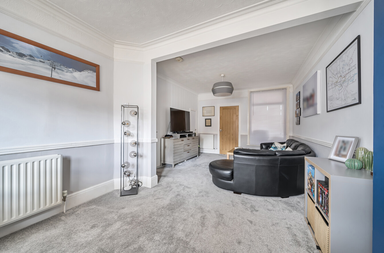 Ampthill Road, Freemantle, Southampton, Hampshire, SO15