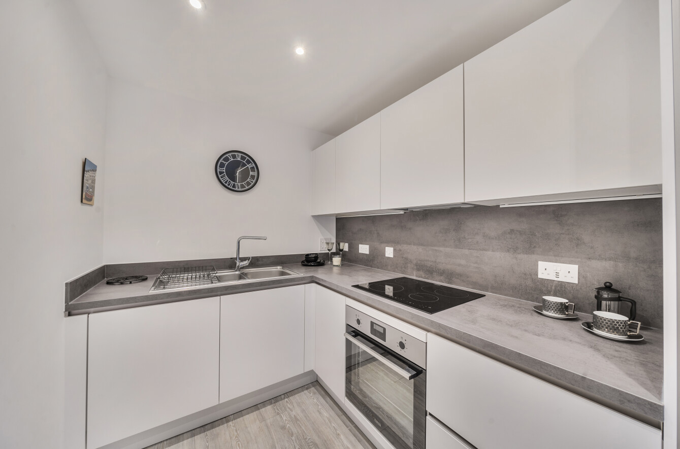 Thomas Blake Avenue, Southampton, Hampshire, SO14 - Charters
