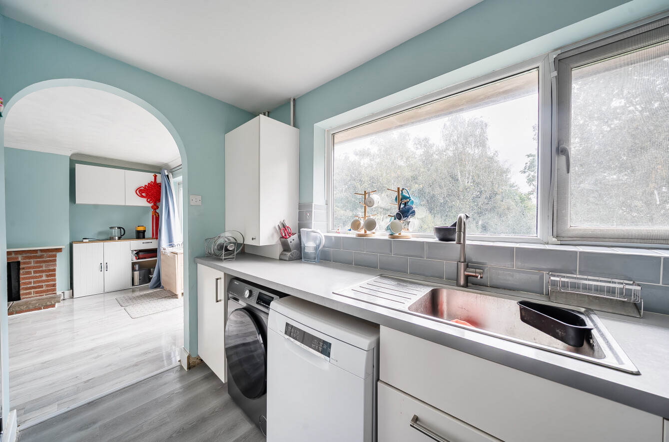 Courtland Gardens, Bassett, Southampton, Hampshire, SO16 - Charters