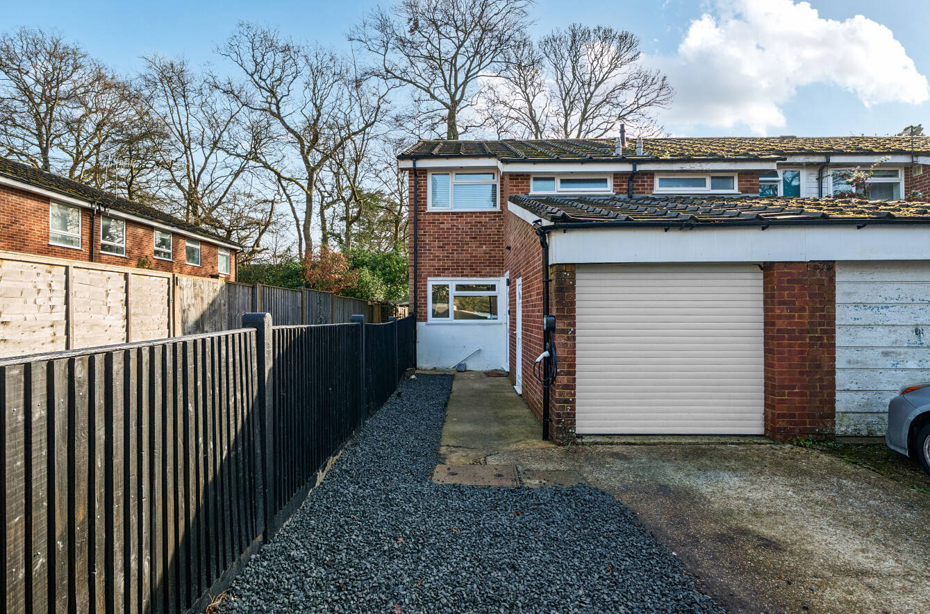 Fitzroy Close, Bassett, Southampton, Hampshire, SO16