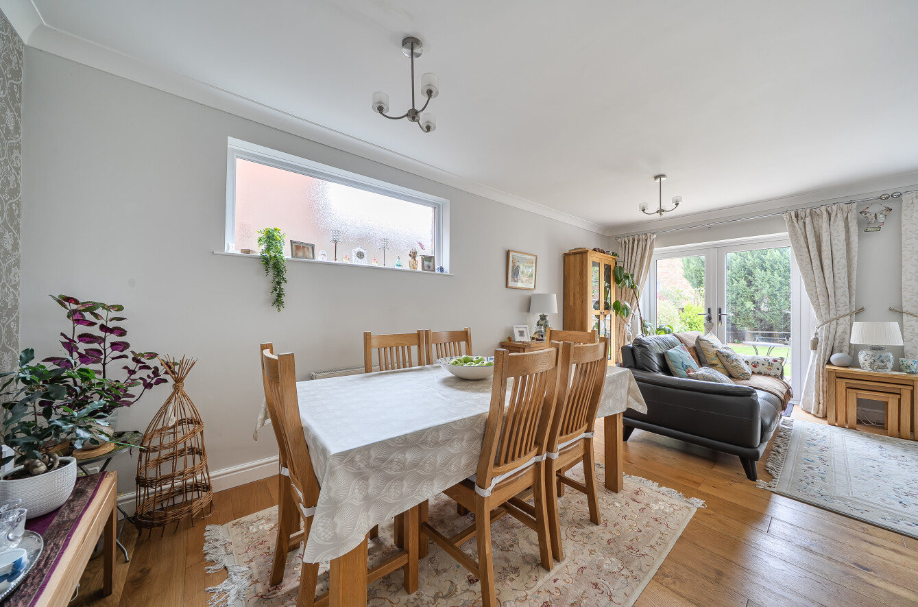 Bassett Crescent West, Bassett, Southampton, Hamsphire, SO16 - Charters