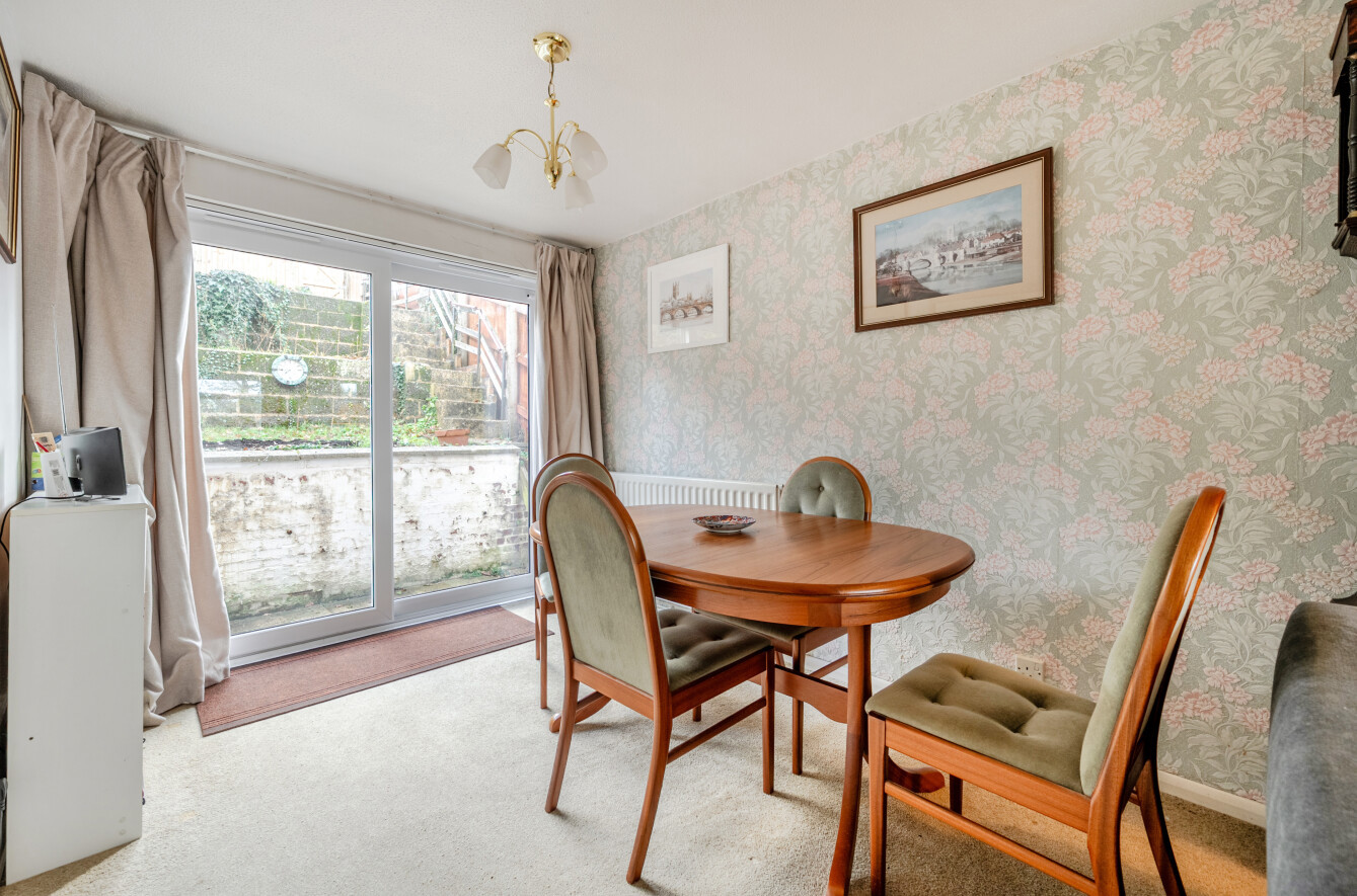 Oakwood Drive, Lordswood, Southampton, Hampshire, SO16 - Charters