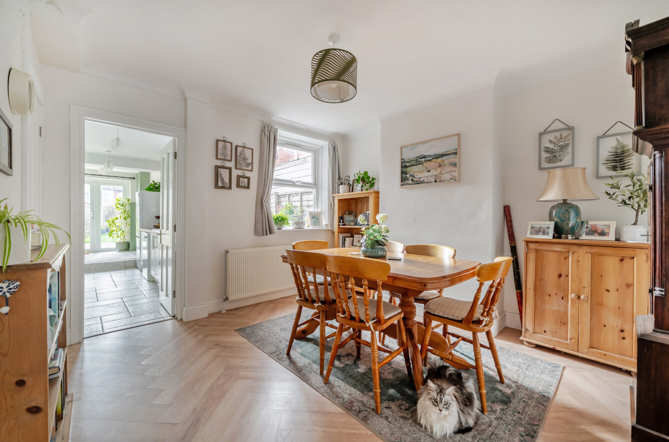 English Road, Shirley, Southampton, Hampshire, SO15 English Road, Shirley, Southampton, Hampshire, SO15 - Charters