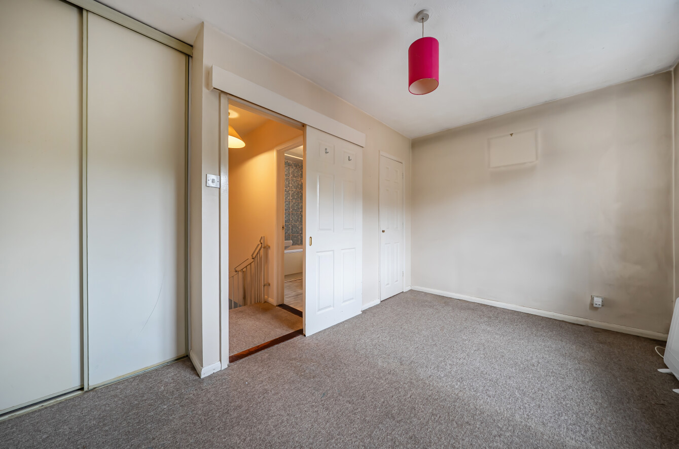 Hollybrook Close, Southampton, Hampshire, SO16 Hollybrook Close, Southampton, Hampshire, SO16 - Charters