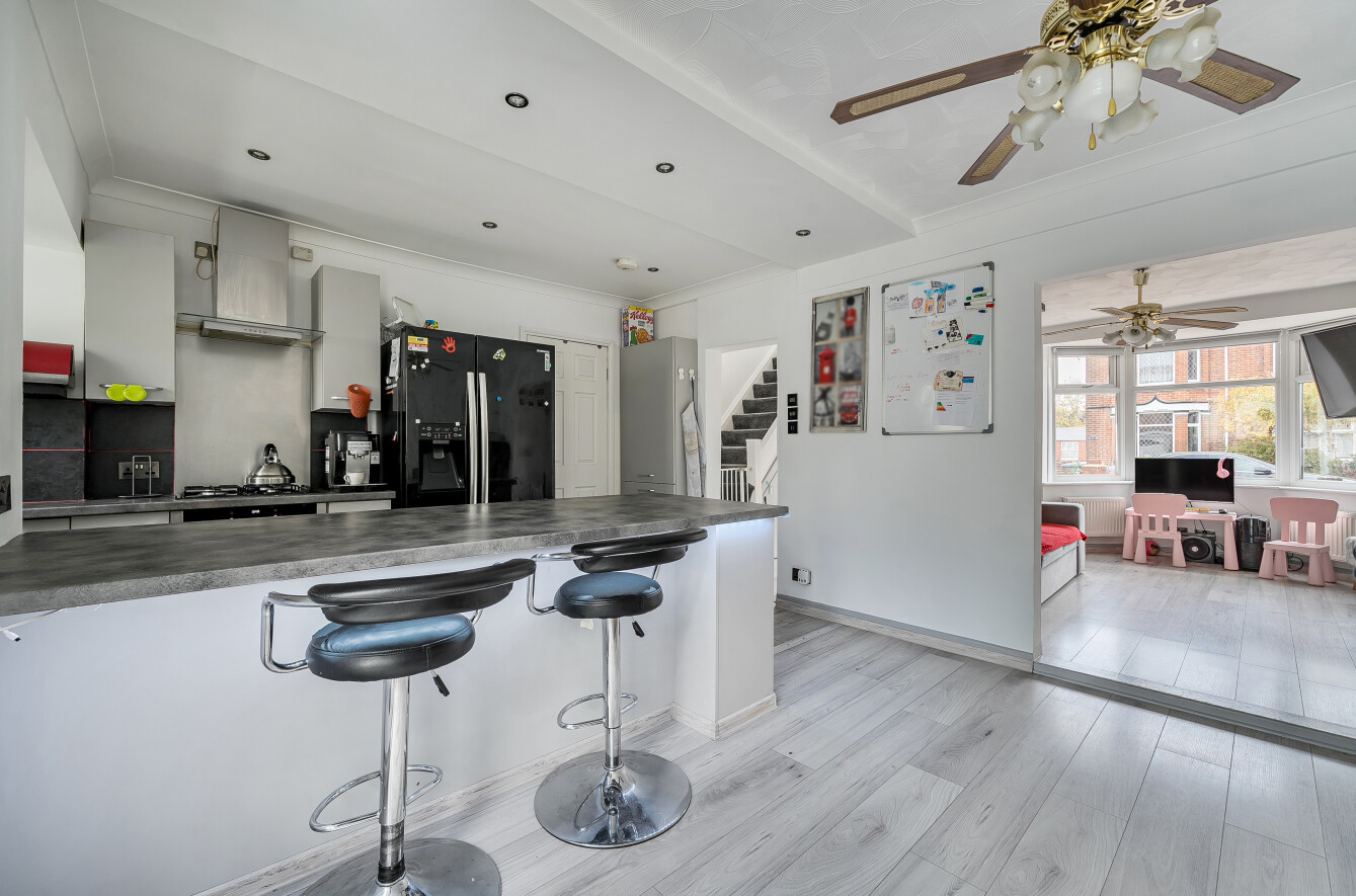 Waterhouse Lane, Shirley, Southampton, Hampshire, SO15 Waterhouse Lane, Shirley, Southampton, Hampshire, SO15 - Charters