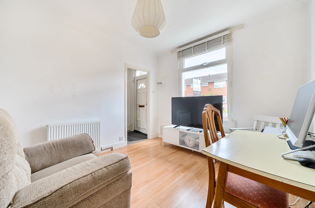 Priory Road, St Denys, Southampton, Hampshire, SO17 Priory Road, St Denys, Southampton, Hampshire, SO17 - Charters